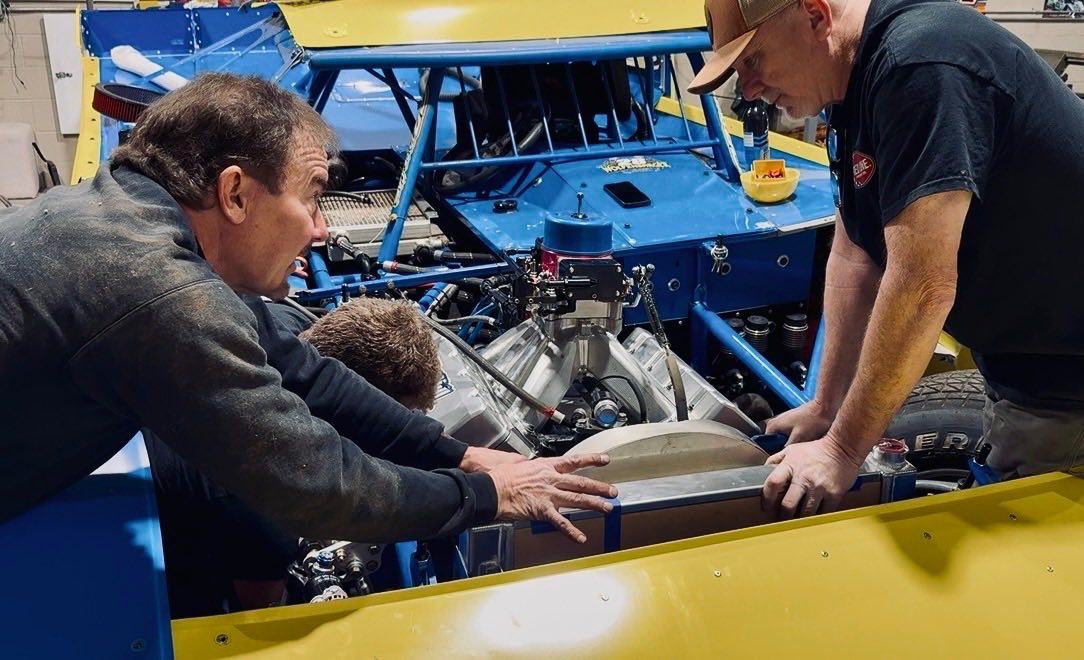 Jimmy Owens to Pilot a Vic Hill Racing Entry at Volunteer Speedway on March 13