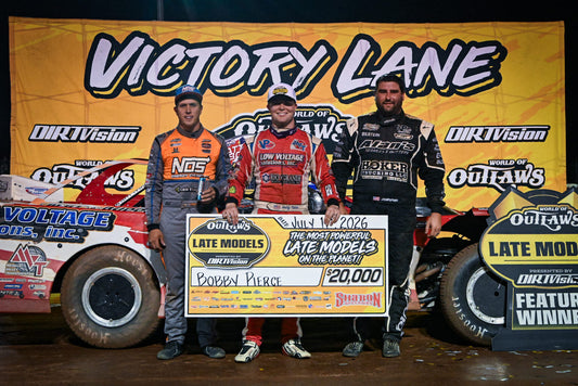 Bobby Pierce Collects $20,000 in Sharon Speedway Victory!