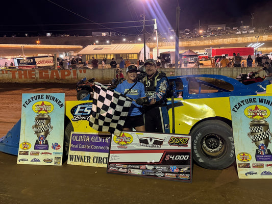 Vic Hill Hustles to Southern All Star Dirt Racing Series Win at Bulls Gap!